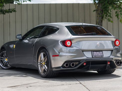 Used 2013 Ferrari FF image 8