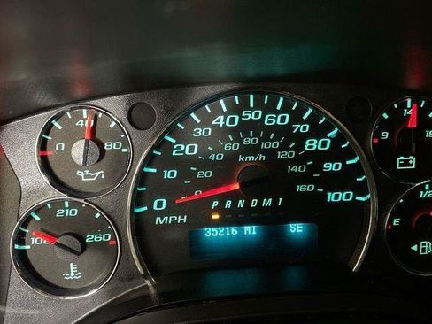Used 2016 Chevrolet Express 3500 LT w/ LT Preferred Equipment Group RWD image 40