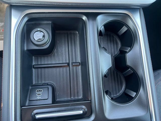 Used 2025 Ford Expedition Active AWD/4WD image 20