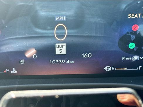 Used 2025 Lincoln Aviator Reserve w/ Equipment Group 201A image 12