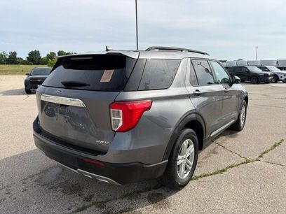 Used 2024 Ford Explorer XLT w/ Equipment Group 202A