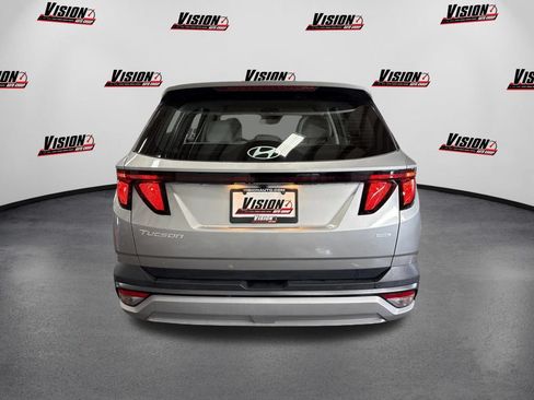 Used 2025 Hyundai Tucson SE AWD/4WD image 7