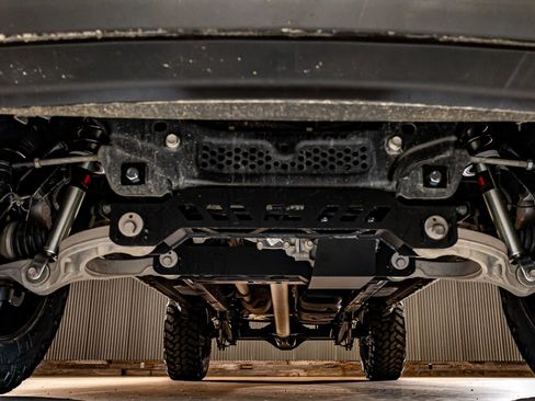 Used 2025 RAM 1500 Laramie w/ Sport Appearance Package image 12