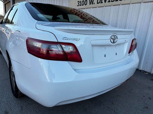 Used 2009 Toyota Camry LE image 3