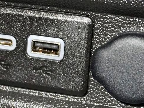 Used 2020 Chevrolet Spark LT image 20