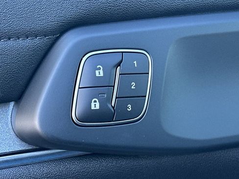 New 2025 Ford Ranger Lariat w/ Black Appearance Package image 12