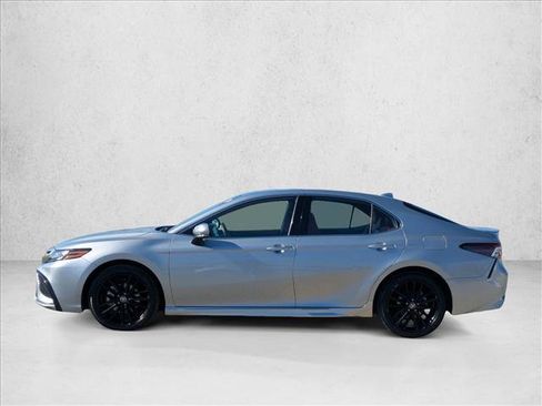 Used 2024 Toyota Camry XSE image 9