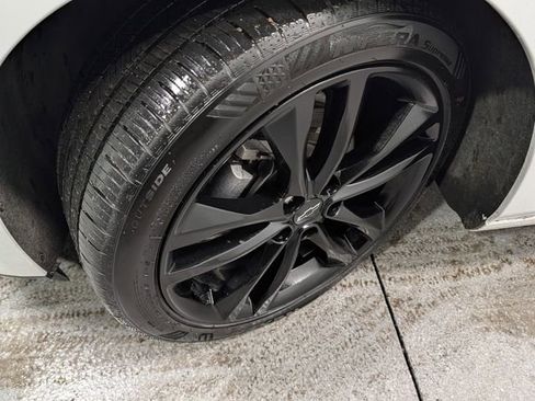 Used 2024 Chevrolet Malibu LT w/ Sport Edition image 9