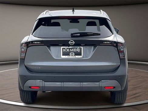 New 2026 Nissan Kicks SV w/ SV Premium Package image 4
