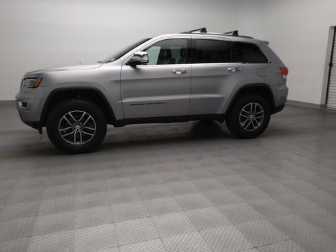 Used 2018 Jeep Grand Cherokee Limited w/ Luxury Group II AWD/4WD image 2