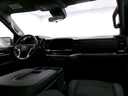 Used 2024 Chevrolet Silverado 1500 LT w/ Work Truck Package image 3