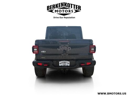 Used 2022 Jeep Gladiator Rubicon w/ LED Lighting Group AWD/4WD image 4