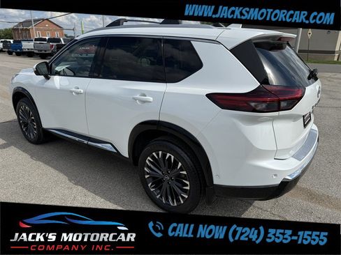 Used 2026 Nissan Rogue Platinum w/ Platinum Premium Package AWD/4WD image 3