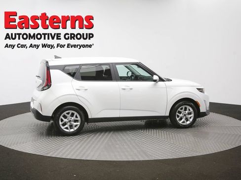 Used 2024 Kia Soul LX w/ Option Group 015 FWD image 41