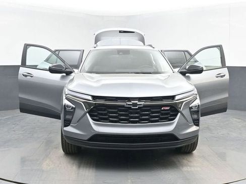 New 2026 Chevrolet Trax RS w/ Sunroof Package image 51