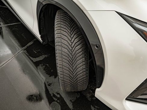 Certified 2024 Lexus RZ 450e Premium w/ Technology Package image 39