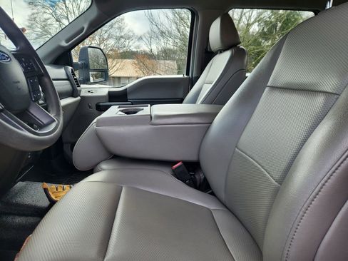 Used 2021 Ford F350 XL w/ STX Appearance Package image 9