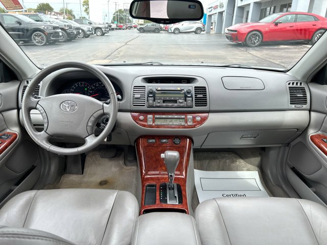 Used 2005 Toyota Camry XLE w/ VSC & Side Airbag Pkg FWD image 23