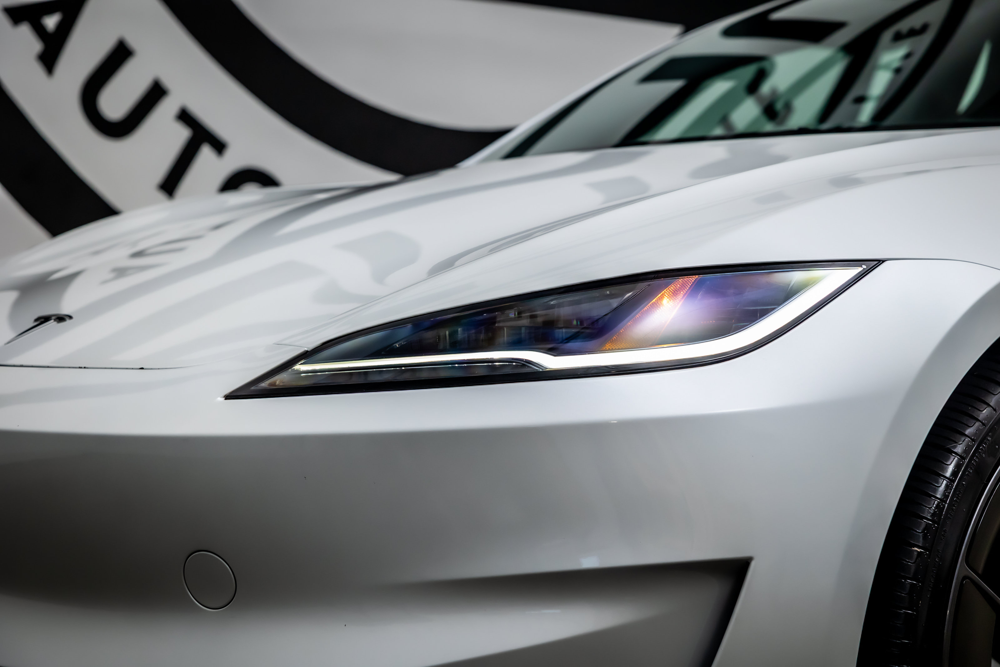 Used 2025 Tesla Model 3 Performance AWD/4WD image 15