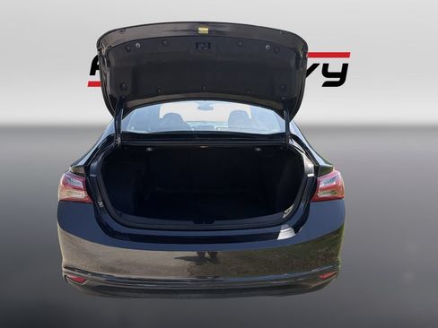 Used 2022 Chevrolet Malibu LT FWD image 18