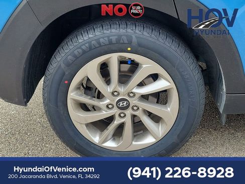 Used 2017 Hyundai Tucson SE Plus w/ Cargo Package FWD image 11