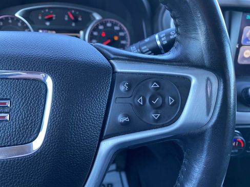 Used 2019 GMC Acadia SLT image 22