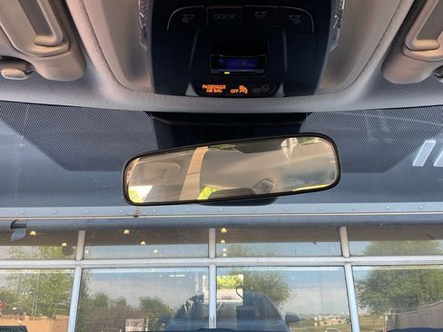 Used 2025 Toyota Corolla LE image 17