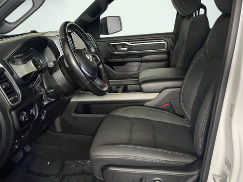 Used 2022 RAM 1500 Big Horn w/ Night Edition AWD/4WD image 10