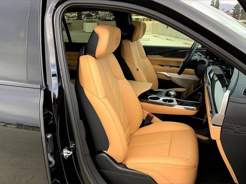 New 2025 Cadillac Escalade IQ Luxury 2 image 35