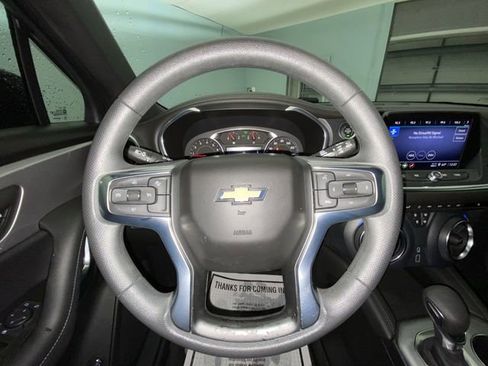 Used 2021 Chevrolet Blazer LT FWD image 14