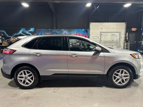 Used 2022 Ford Edge SEL AWD/4WD image 6