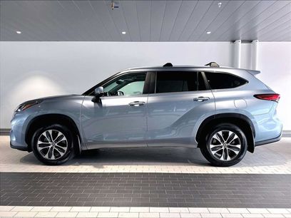 Used 2023 Toyota Highlander XLE