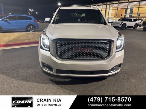 Used 2016 GMC Yukon Denali image 6