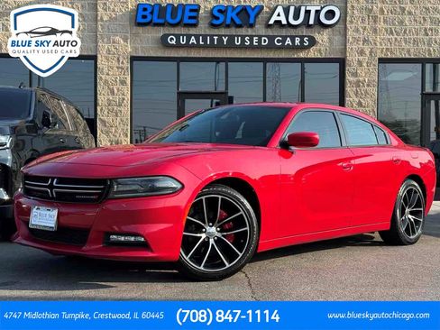Used 2015 Dodge Charger SE w/ Power Sunroof Group RWD image 1