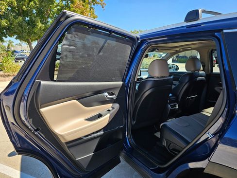 Used 2023 Hyundai Santa Fe SEL w/ Premium Package image 18