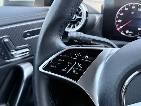 Used 2025 Mercedes-Benz CLA 250 image 71