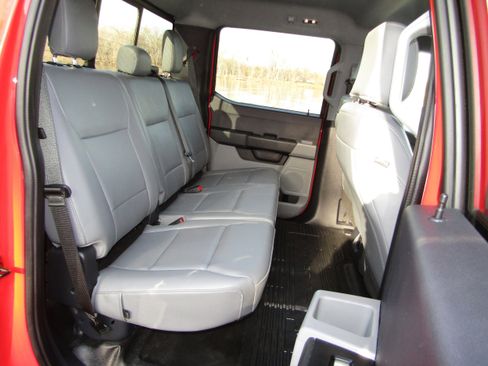 Used 2024 Ford F350 XL w/ FX4 Off-Road Package AWD/4WD image 22