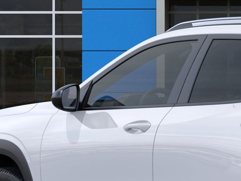New 2026 Chevrolet Trax ACTIV w/ Driver Confidence Package FWD image 36