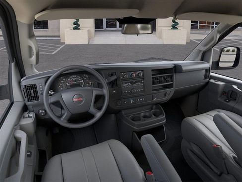 New 2025 GMC Savana 2500 image 15