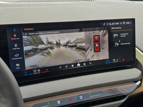 Used 2025 BMW X3 xDrive30i w/ Premium Package image 29