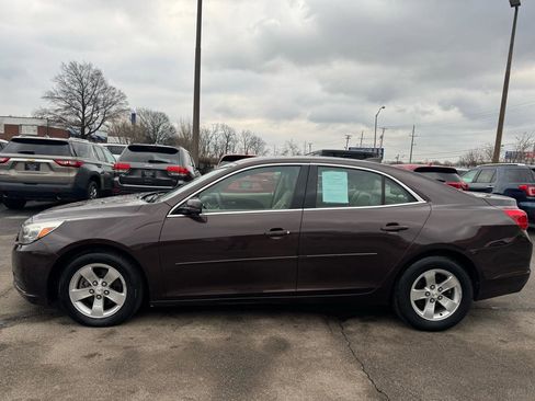Used 2015 Chevrolet Malibu LT w/ Power Convenience Package image 6