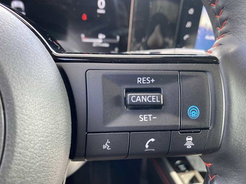 Used 2025 Nissan Kicks SR image 21