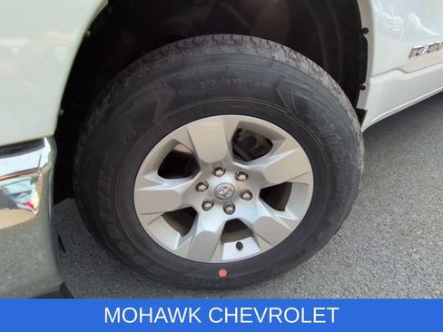 Used 2023 RAM 1500 Big Horn AWD/4WD image 7