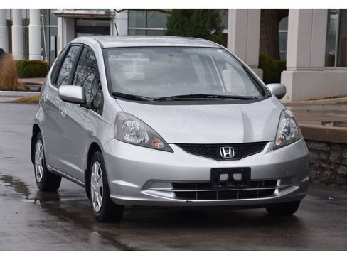 Used 2012 Honda Fit image 2