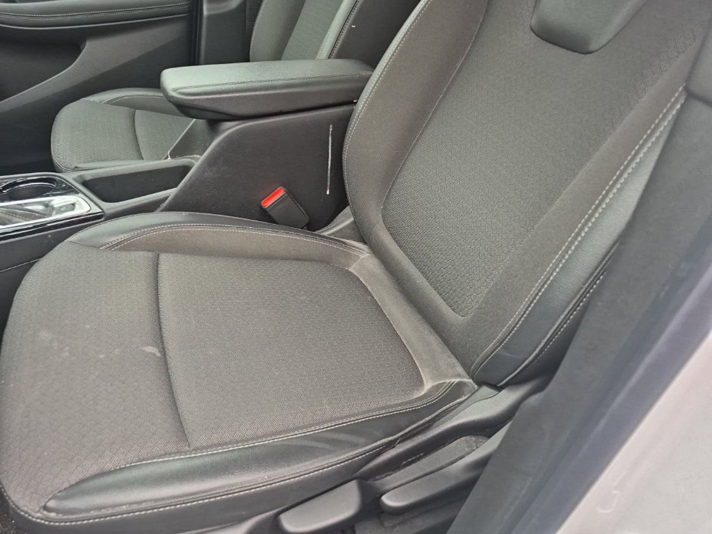 Used 2024 Buick Encore GX Preferred FWD image 11