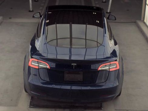 Used 2023 Tesla Model 3 Standard Range RWD image 7