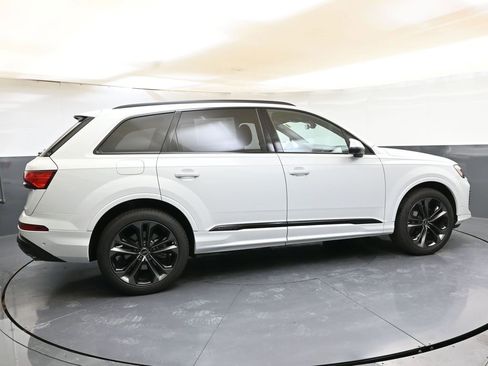 Used 2025 Audi Q7 3.0T Premium Plus w/ Premium Plus Package image 6