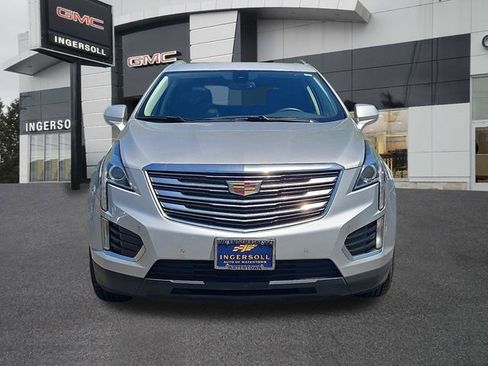 Used 2017 Cadillac XT5 Luxury w/ Driver Awareness Package AWD/4WD image 23