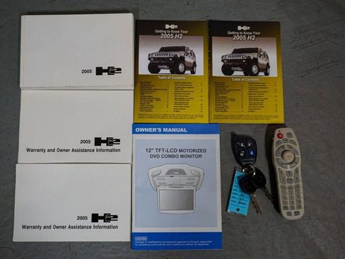 Used 2005 HUMMER H2 w/ Preferred Equipment Group image 71