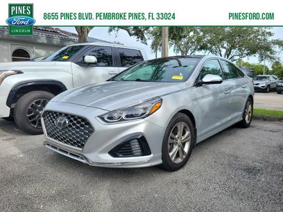 Used 2019 Hyundai Sonata Limited w/ Ultimate Package 04
